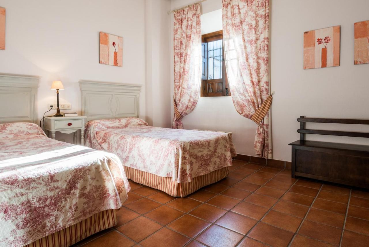 Sabiote Palacio Las Manillas מראה חיצוני תמונה