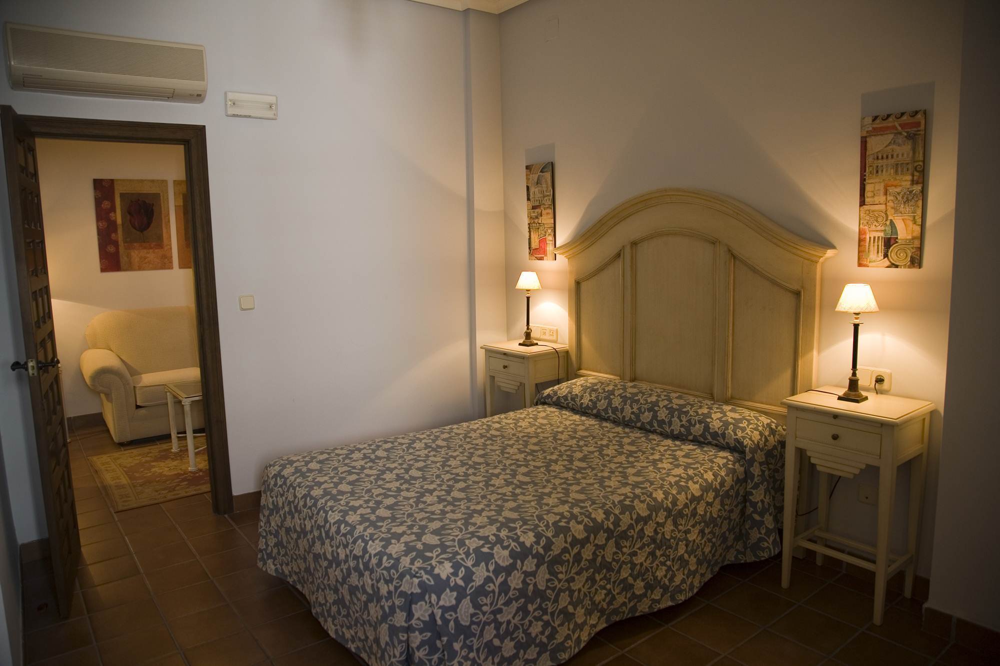 Sabiote Palacio Las Manillas מראה חיצוני תמונה